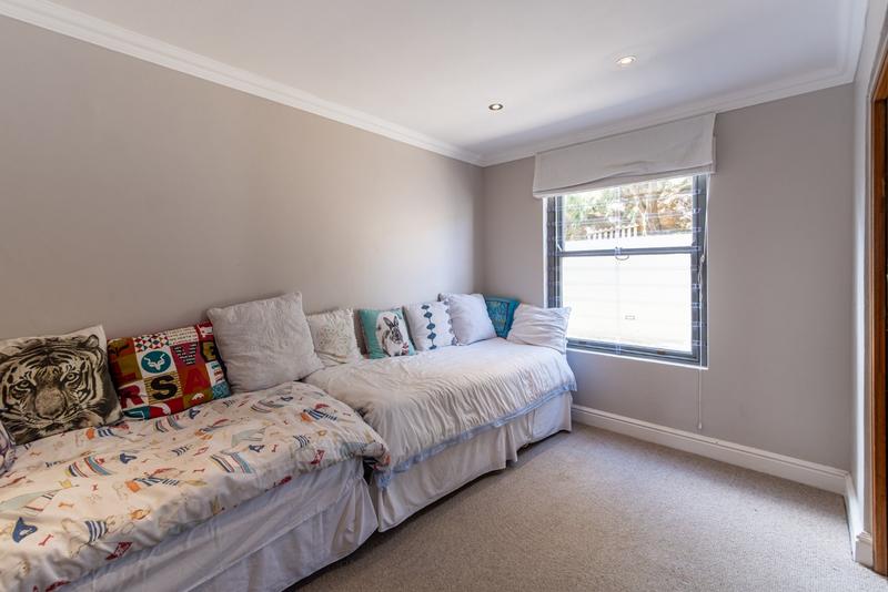 5 Bedroom Property for Sale in Belvedere Western Cape